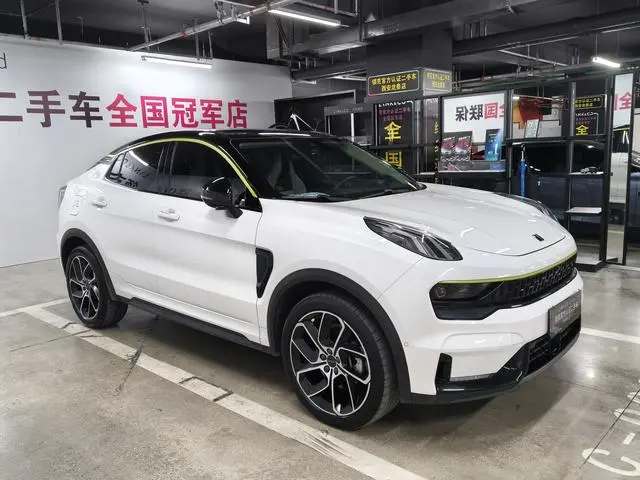 LYNK & CO Lynk 05 2.0TD two-wheel drive Halo