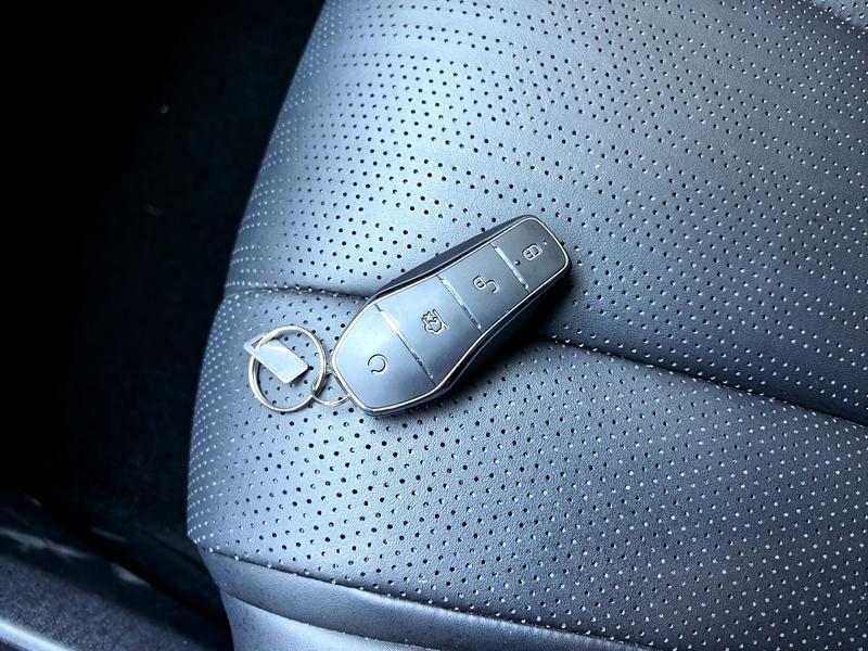 BYD dolphin 2025