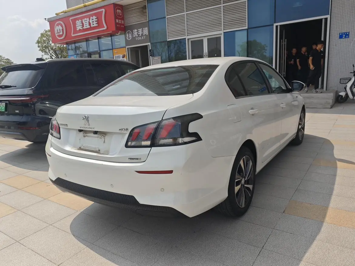 Peugeot Peugeot 408 230THP Automatic Deluxe Edition Country VI