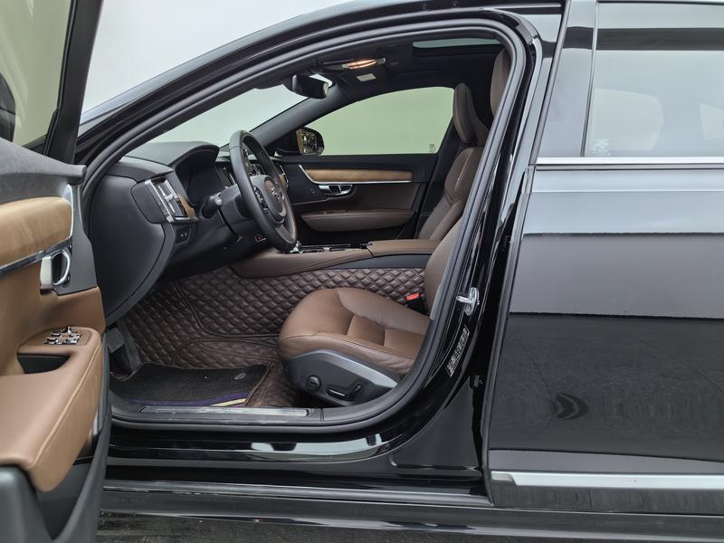 Volvo Volvo S90 PHEV 2024