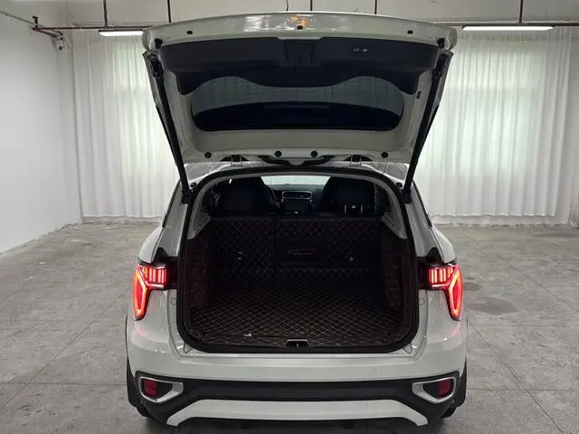 LYNK & CO Lynk 01 2.0T two-wheel drive Pro version