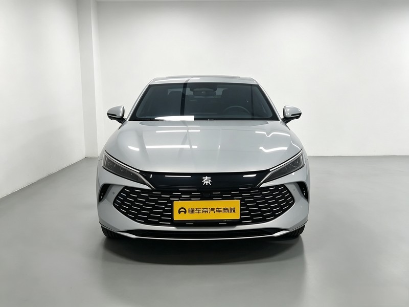 BYD Qin L DM 2025