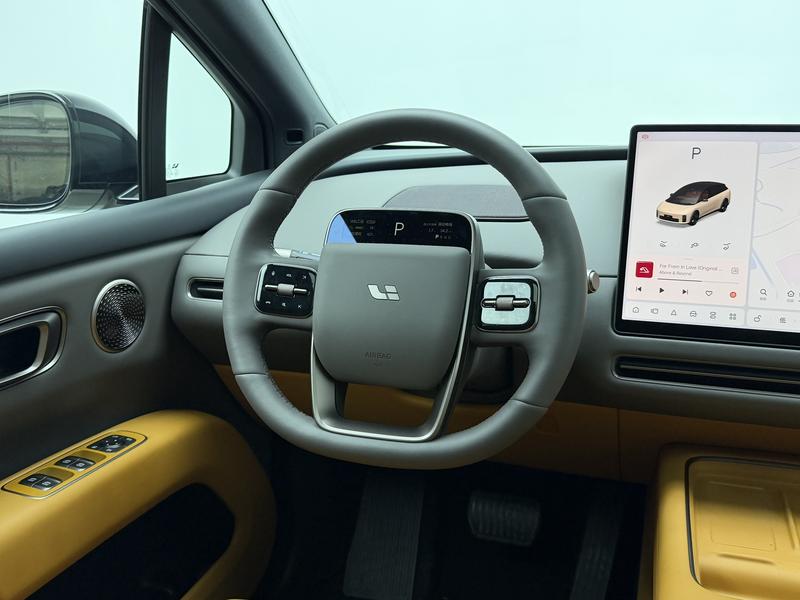 Li Auto Ideal i6 2025