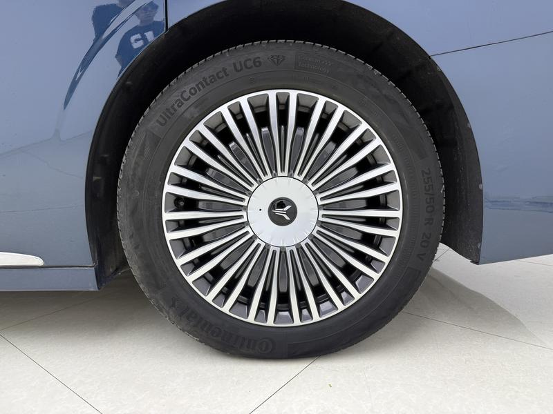 Voyah Lantu Dreamer PHEV 2025