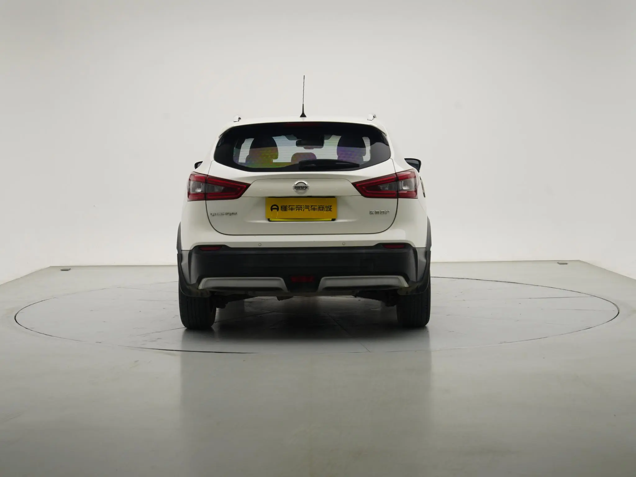 Nissan Qashqai 2.0 L XV Prem Deluxe Edition