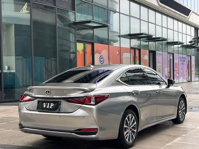 Lexus Lexus ES 200 Excellent Edition