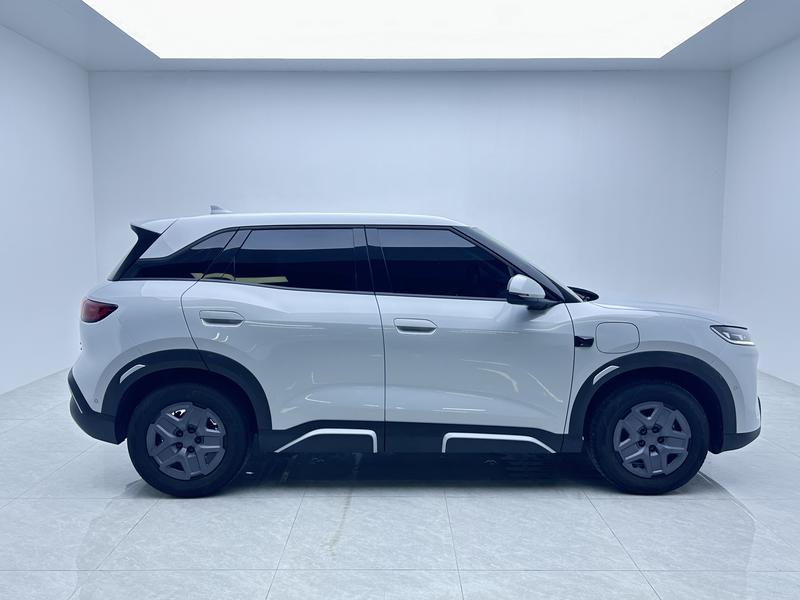 BYD Yuan UP 2025