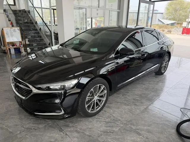 Buick Lacrosse 652T luxury