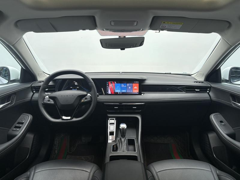Roewe Roewe i5 2023