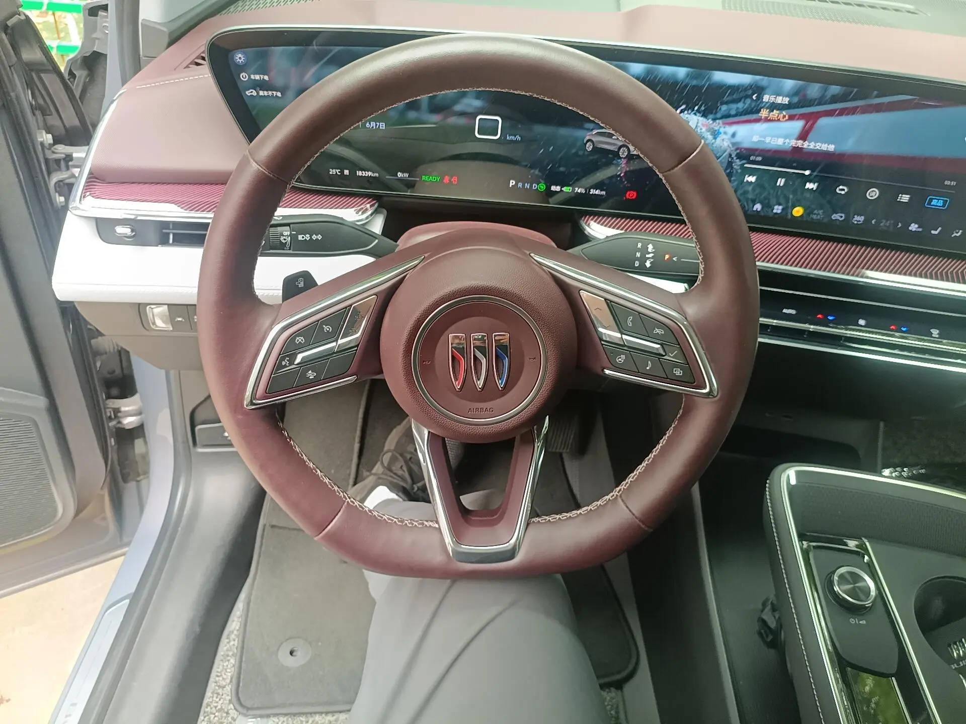 Buick Buick E4 Premium Edition