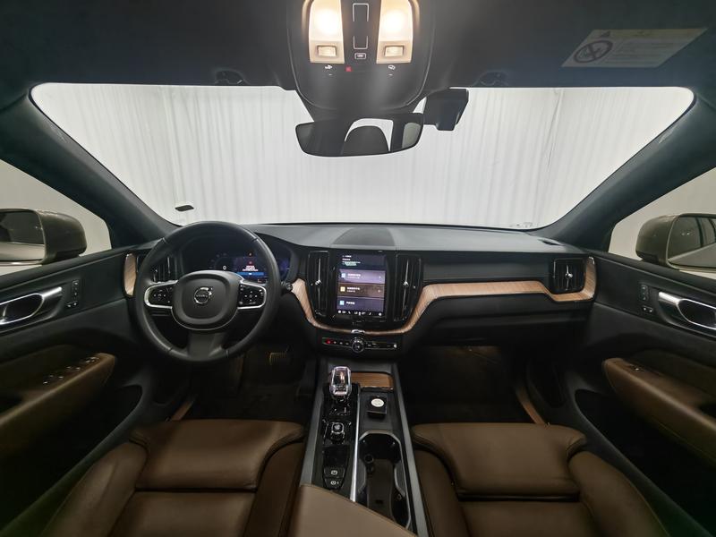 Volvo Volvo XC60 PHEV 2025