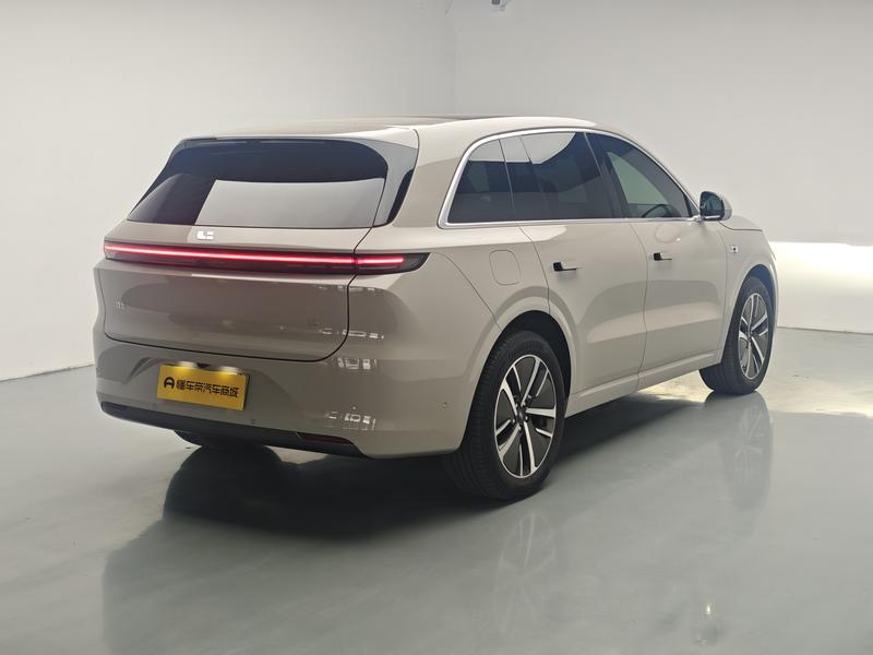 Li Auto Ideal L6 2024