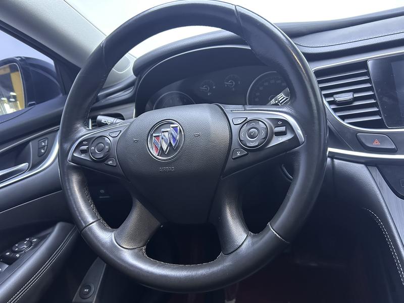 Buick LaCrosse 2022