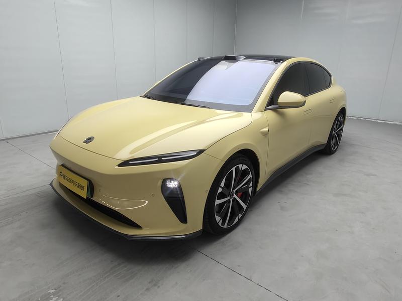 NIO NIO ET5 2022