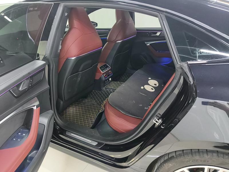 Audi Audi A7L 2024
