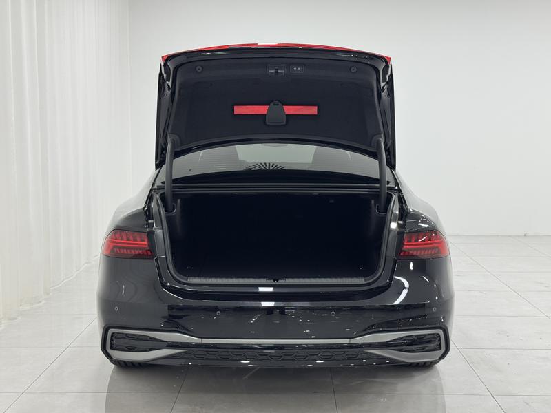 Audi Audi A7L 2024