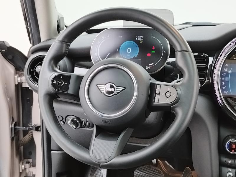 MINI MINI 2023