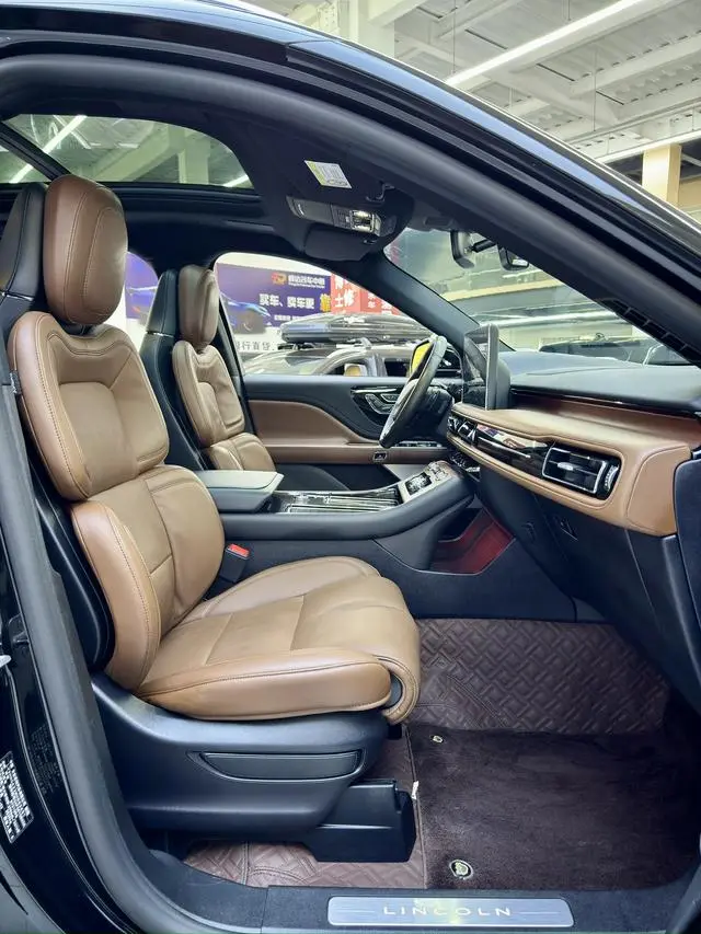 Lincoln Flying home 3.0T V6 four-wheel drive Executive Edition
