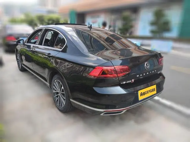 Volkswagen Magotan 330TSI DSG Luxury