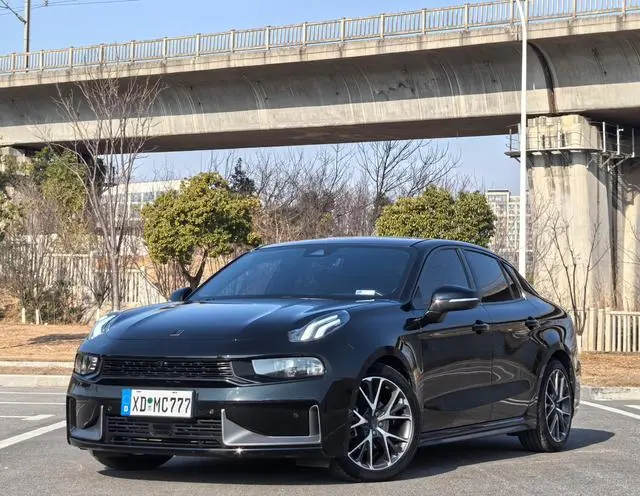LYNK & CO Lynk 03 1.5TD DCT Jin Pro