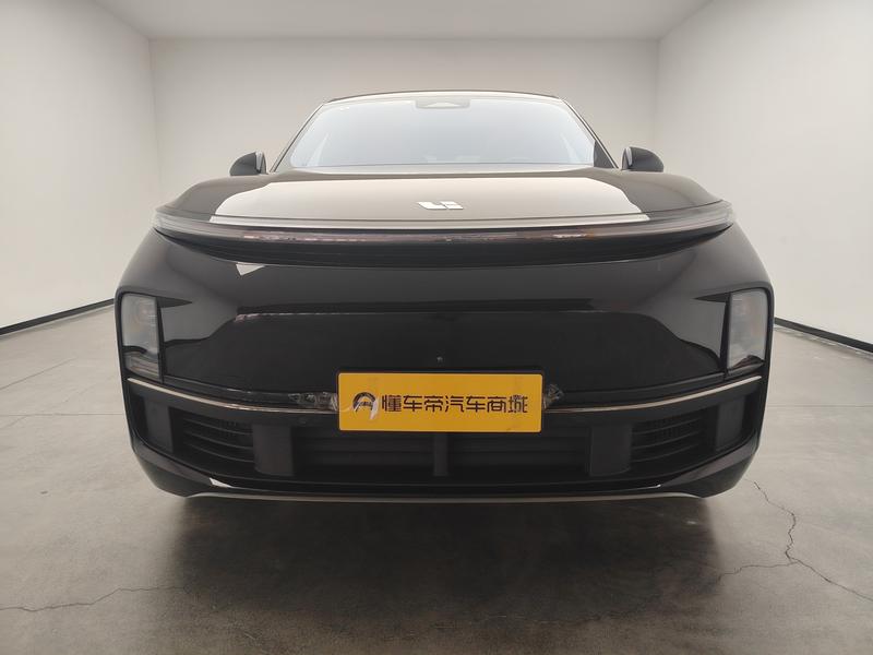 Li Auto Ideal L8 2023