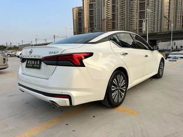 Nissan Teana 2.0L XL-TLS Enjoy Edition