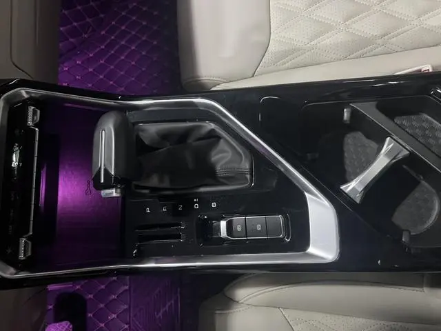 Wuling Wuling Xingchen 1.5T automatic star Obsidian version