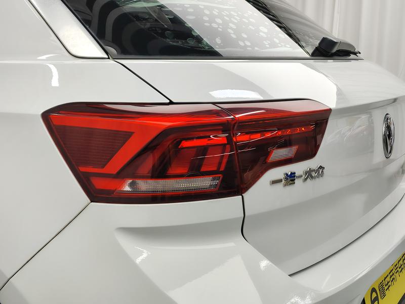Volkswagen T-Roc 2019
