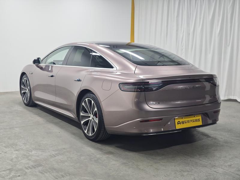 Luxeed Zhijie S7 2025
