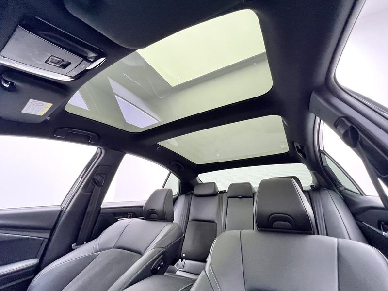 Toyota Camry 2024