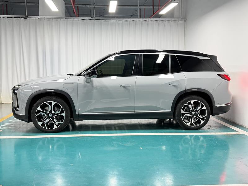NIO NIO ES8 2020