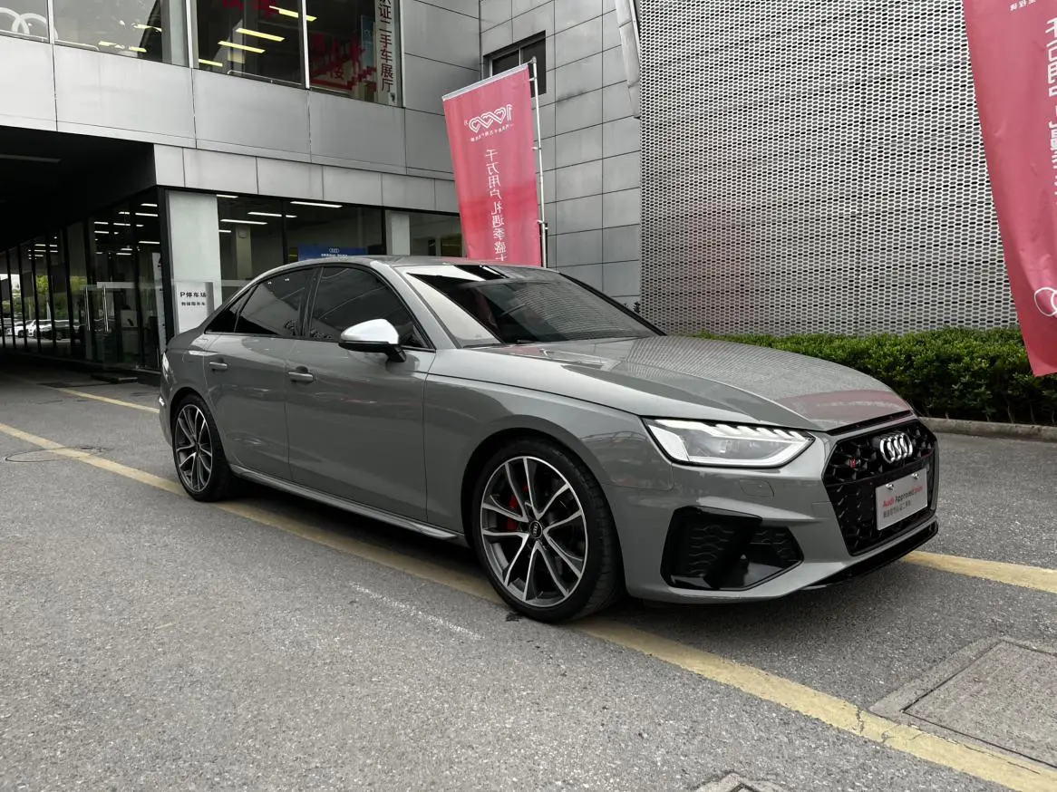 Audi Audi S4 3.0TFSI