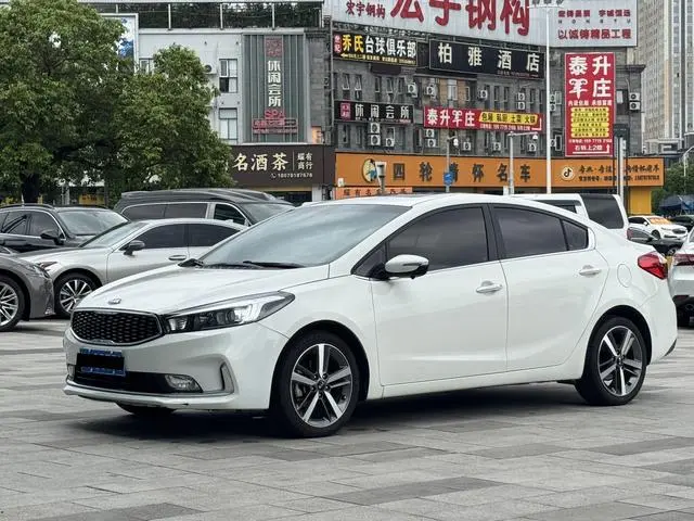 Kia Kia K3 1.6L automatic 15th Anniversary Special Edition GLS