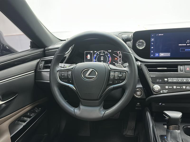 Lexus Lexus ES 2022