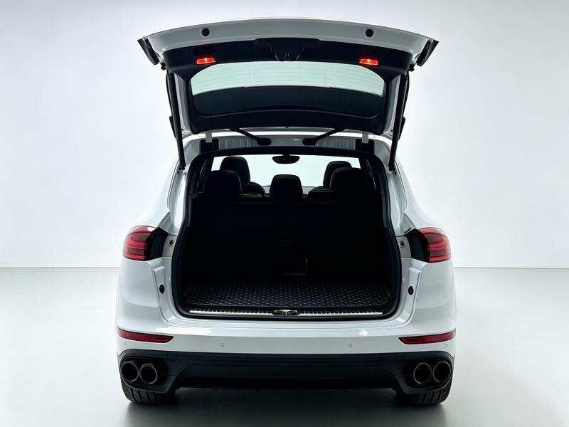Porsche Cayenne 2015
