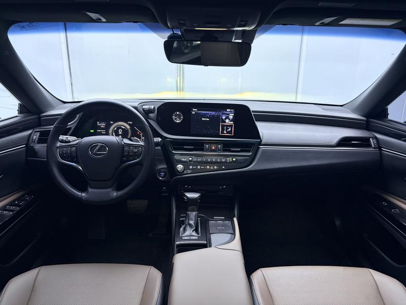 Lexus Lexus ES 2021