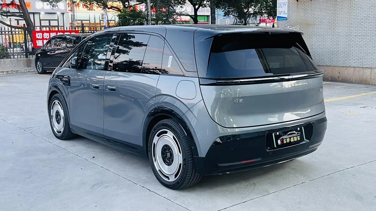 ZEEKR ZEEKR MIX 76kWh Smart Driving Version
