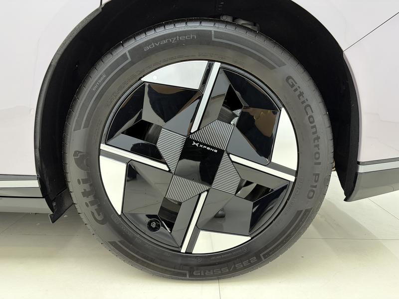 XPeng Xiaopeng P7+ 2026