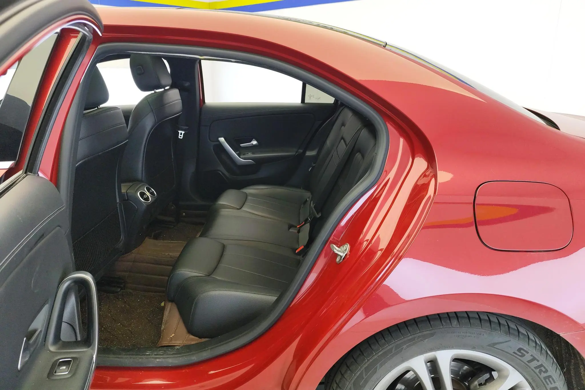 Mercedes-Benz Mercedes-Benz A-class Second facelift A 180 L sports sedan