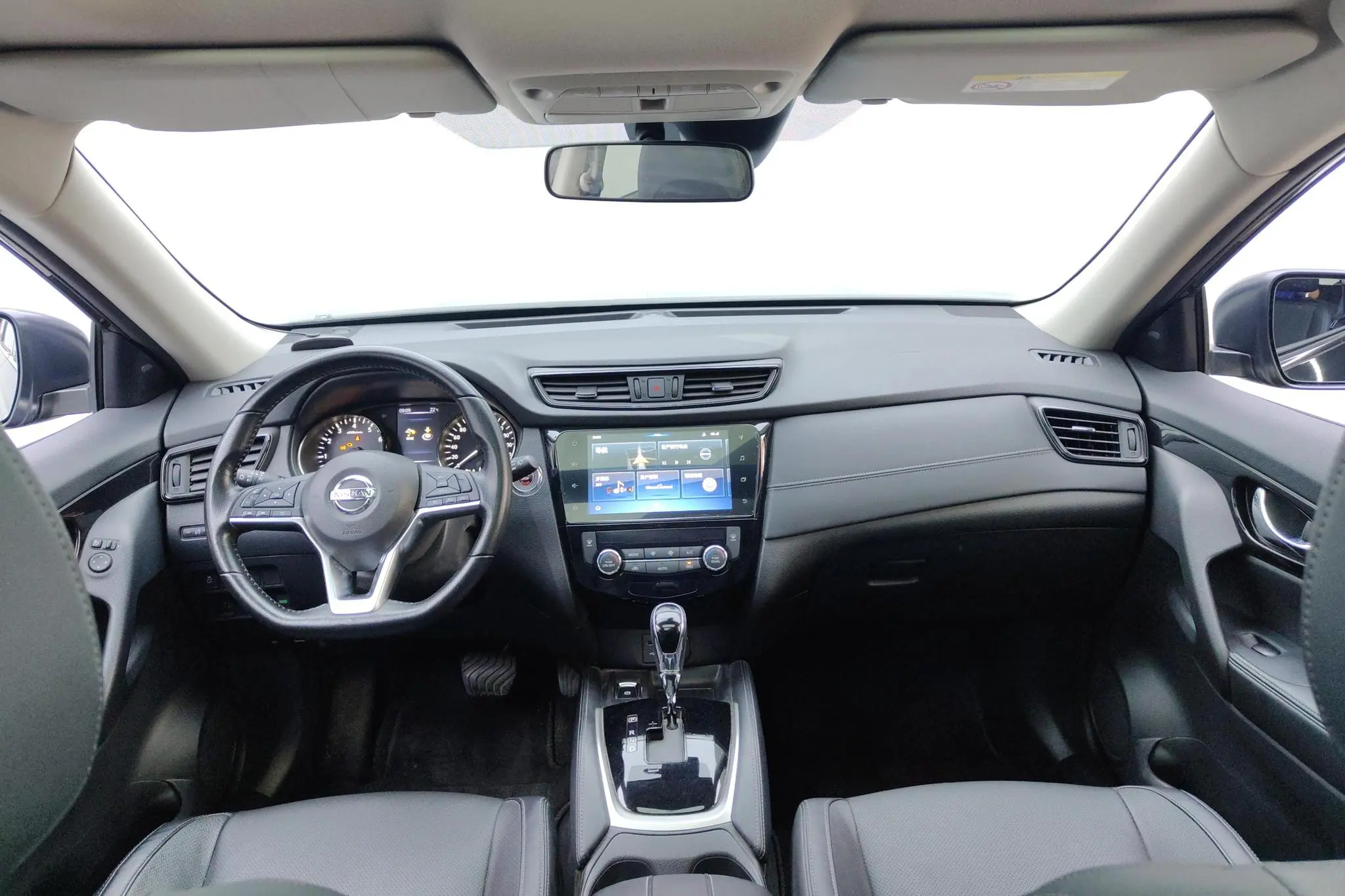 Nissan Qijun 2.0L CVT Zhilian Comfort Edition 2WD