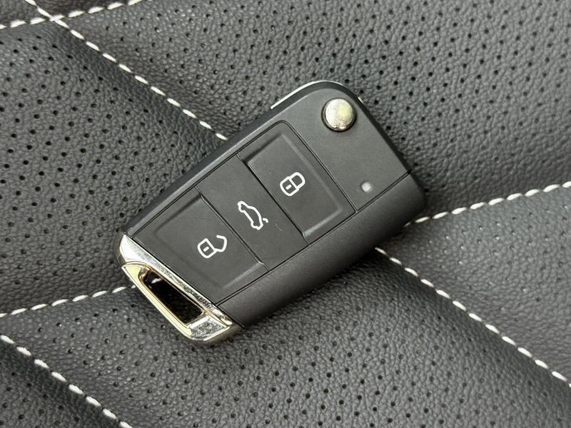 Volkswagen Tiguan L 2023