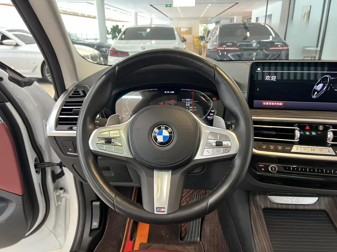 BMW BMW X3 The second facelift xDrive30i leading M Yao Ye suit