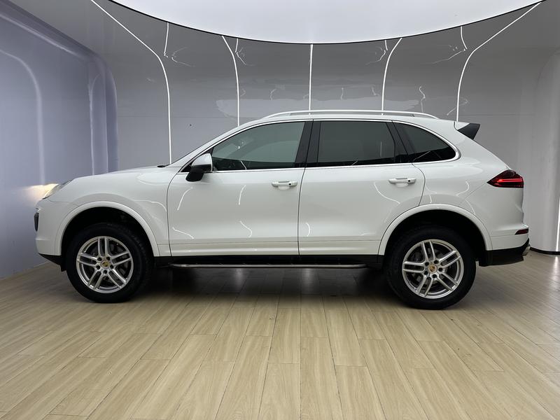 Porsche Cayenne 2016