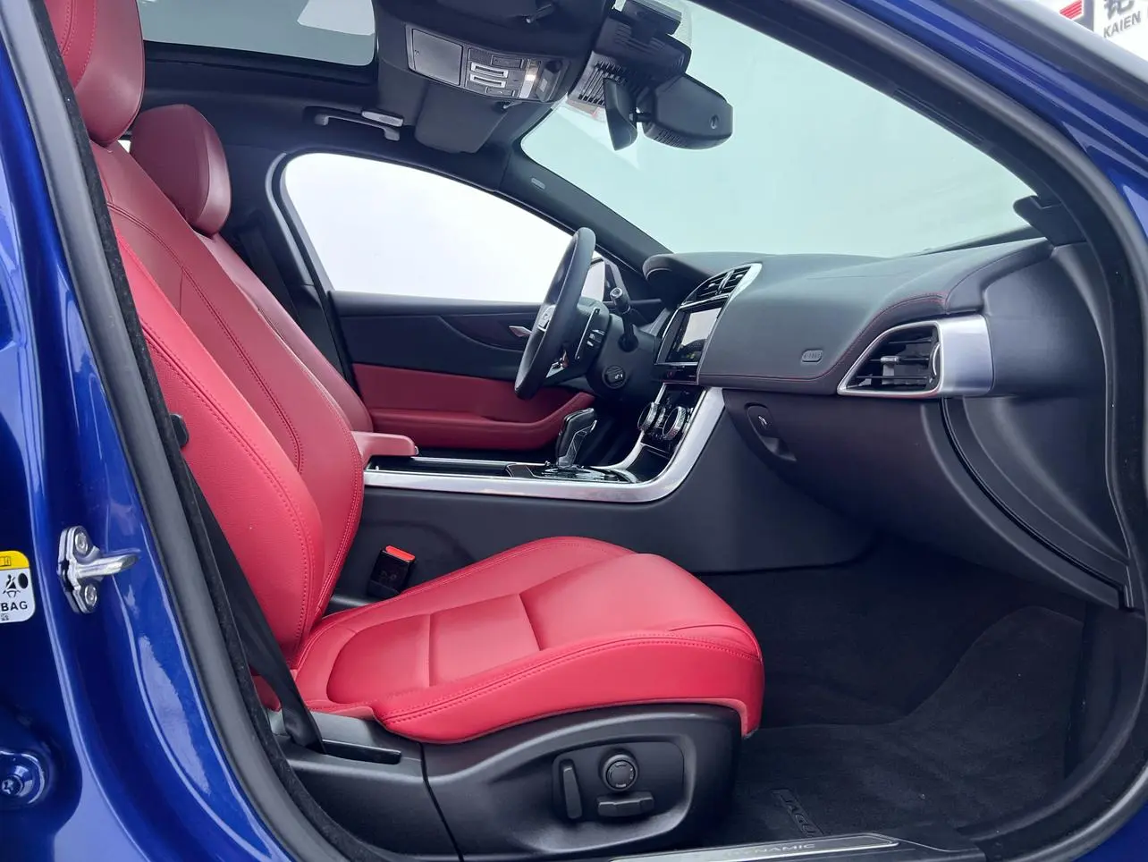 Jaguar Jaguar XEL 2.0T 250PS R-DYNAMIC S Enterprising Sports Edition