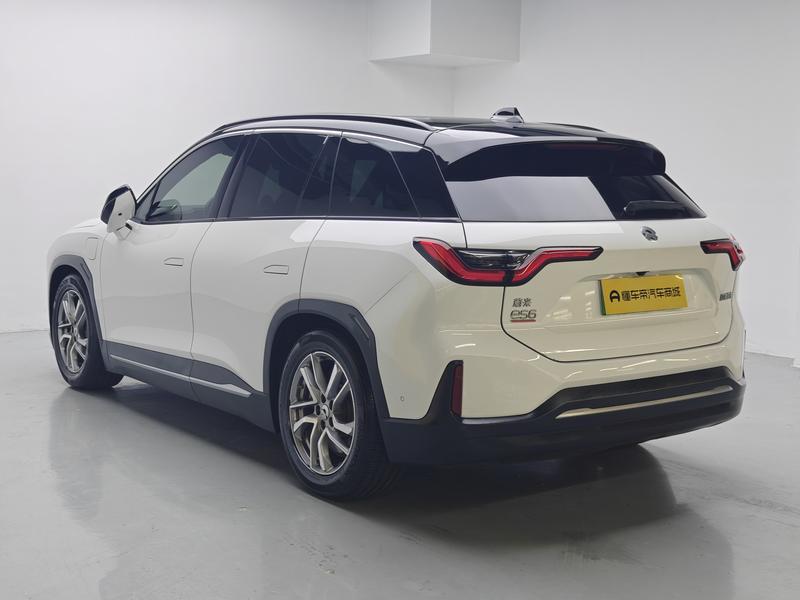 NIO NIO ES6 2022