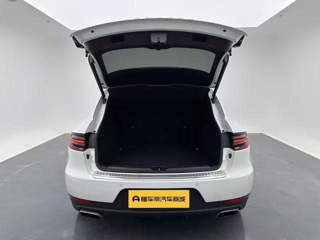 Porsche Macan 2014