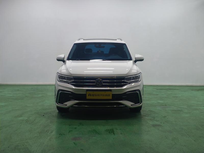 Volkswagen Tiguan L 2024