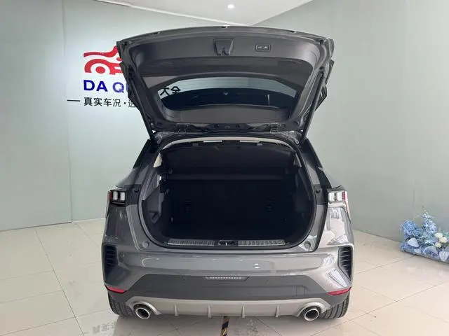 LYNK & CO Lynk 06 1.5T Yao Halo