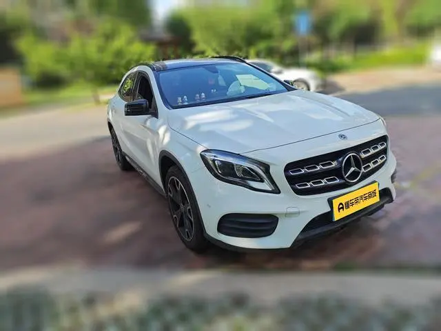 Mercedes-Benz Mercedes-Benz GLA GLA 220 4MATIC sports type