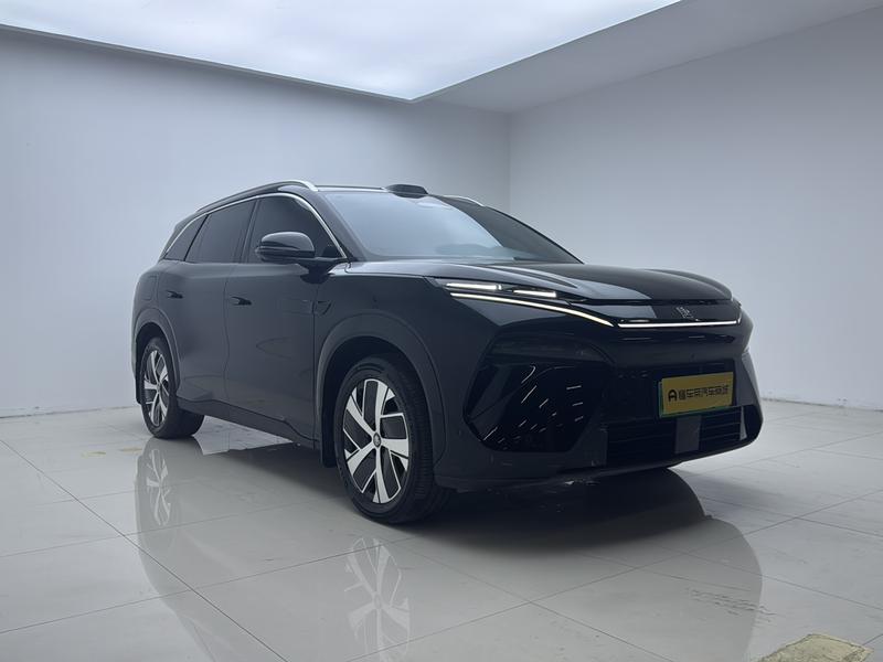 BYD Tang L DM 2025